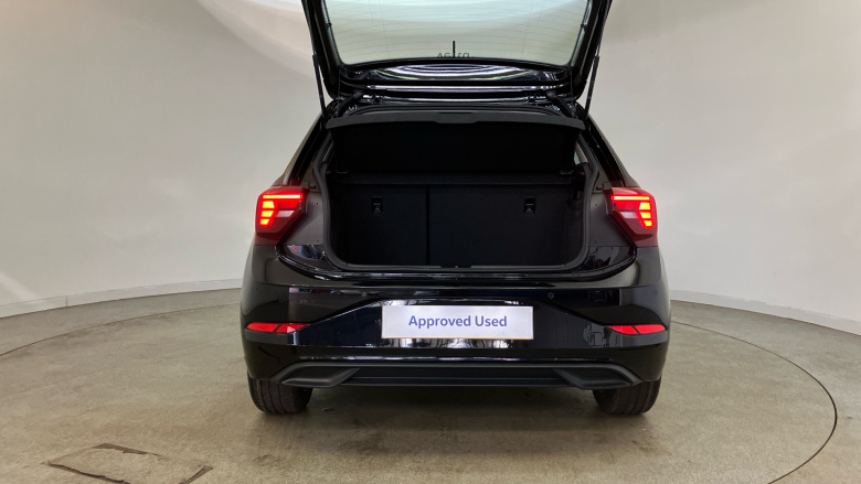 Volkswagen Polo 1.0 Life 5dr Petrol Hatchback